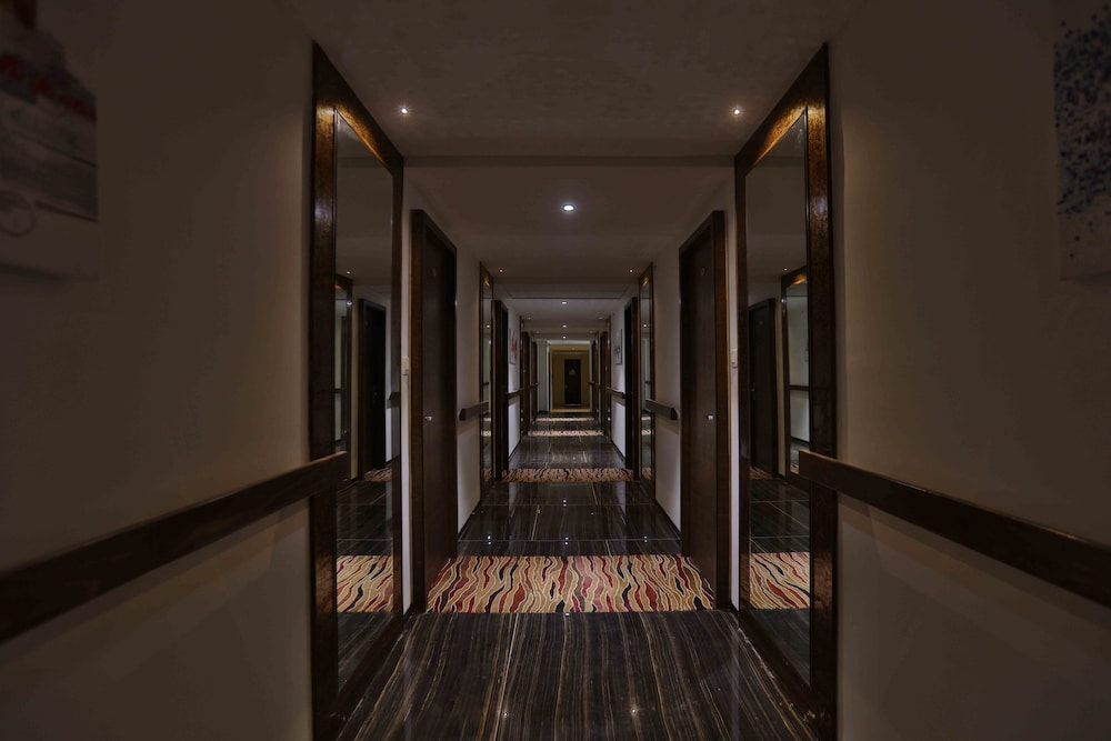 HOTEL PRESIDENT COTTAGE 21/43