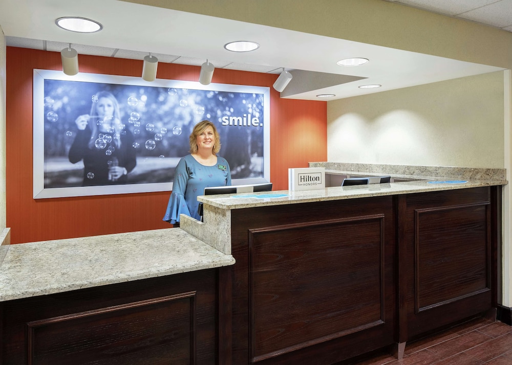 Hampton Inn Dallas-Irving-Las Colinas 13/48