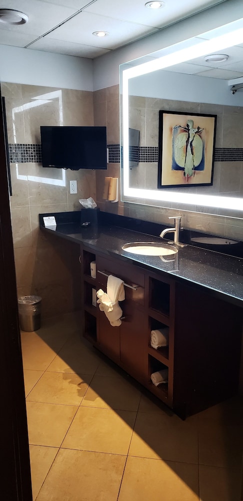Treasure Bay Casino And Hotel 24/50