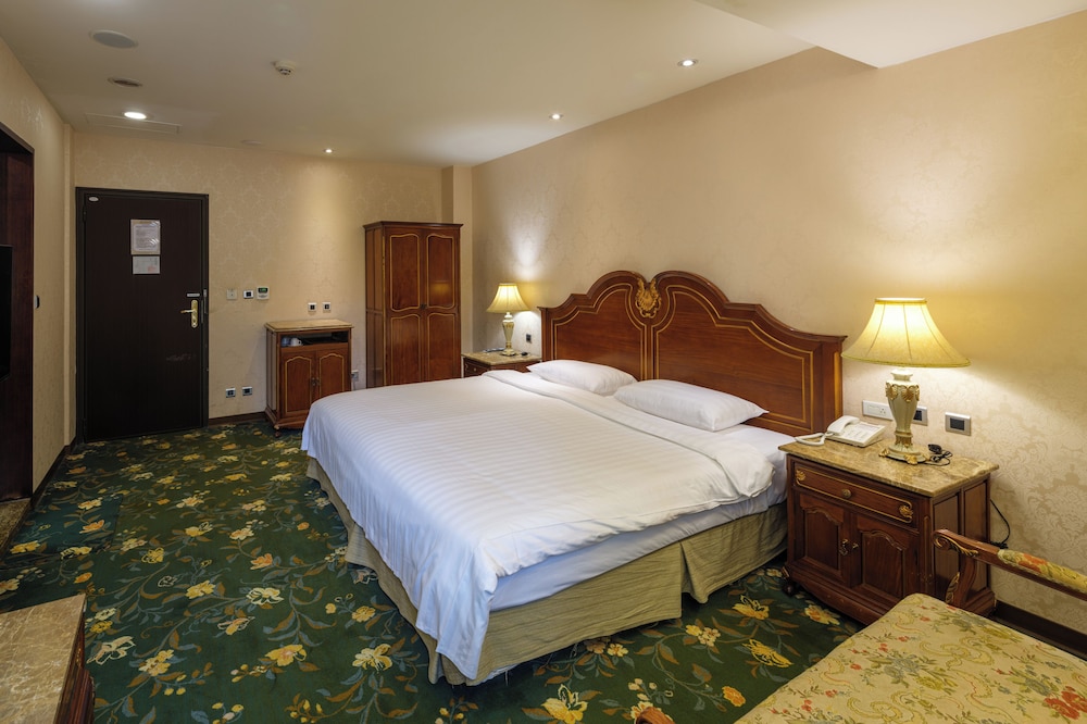 LUXURY, DOUBLE BED
