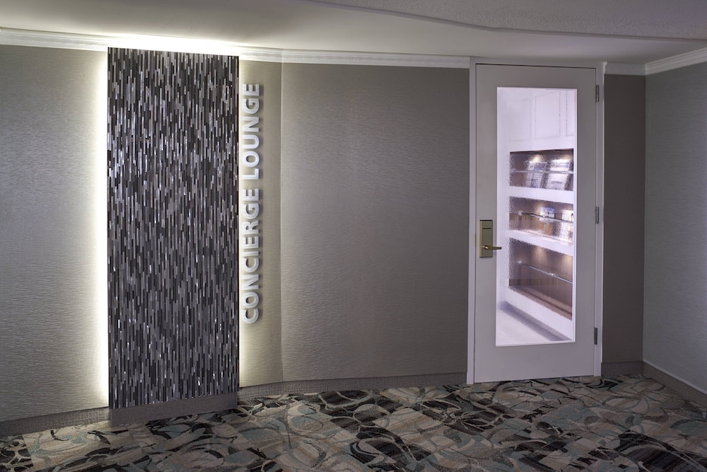 Marriott Detroit At the Renaissance Center 11/62