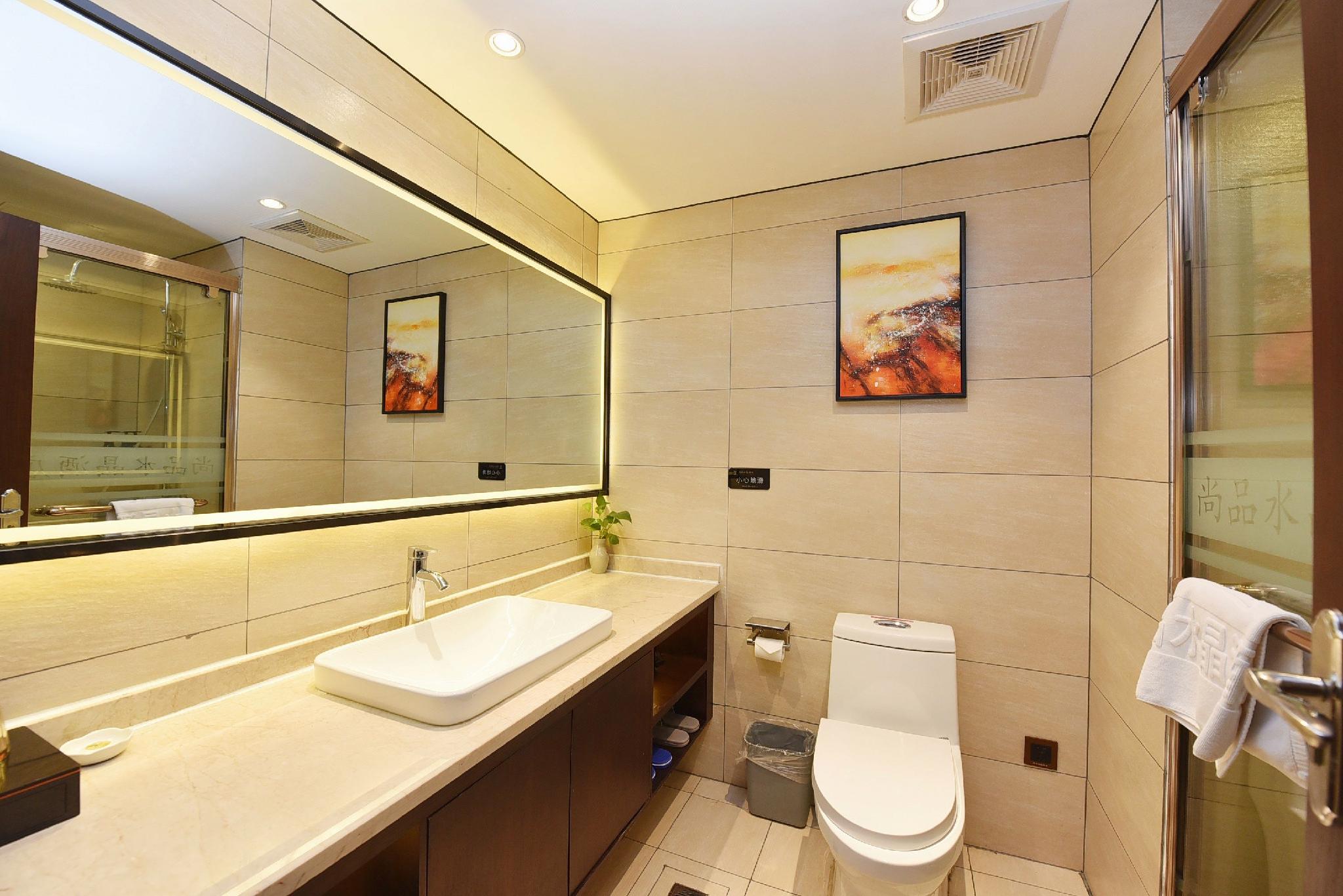 Shangpin Crystal Hotel (Hefei Fubang Plaza) 35/37