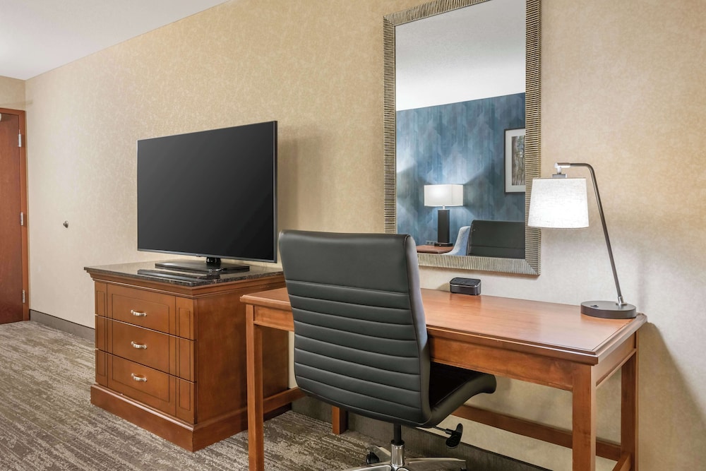 Drury Inn and Suites Valdosta 39/48