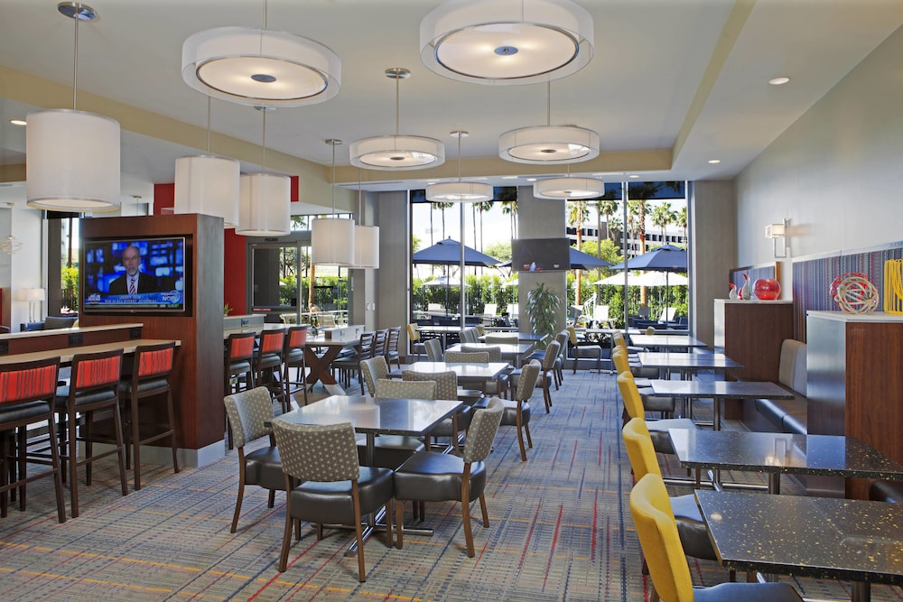Residence Inn by Marriott Los Angeles LAX/Century Boulevard 35/51