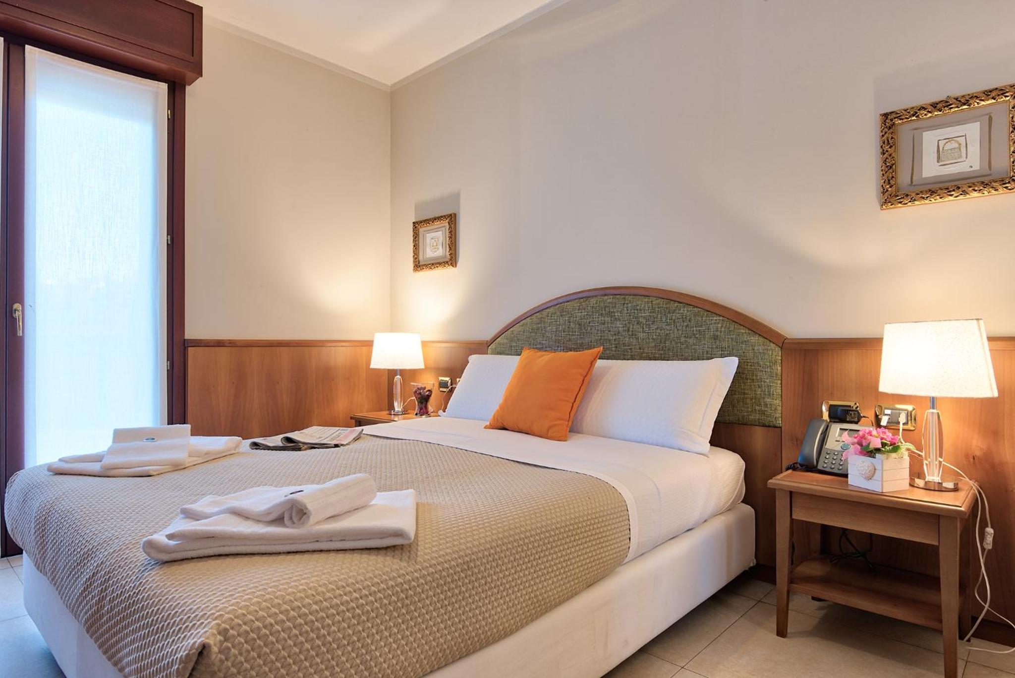 غرفة بسرير مزدوج بشرفة، Albergo Villa Priula 8/10