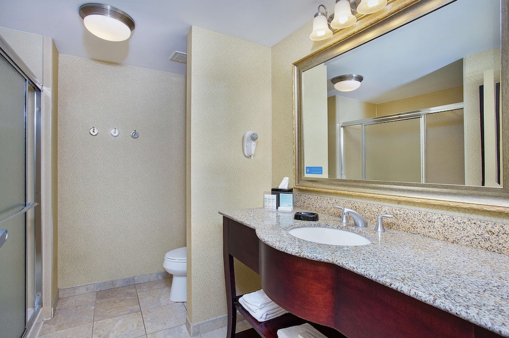 Hampton Inn Pikeville 25/76