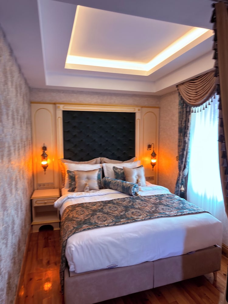 Sultan Tughra Hotel 15/50