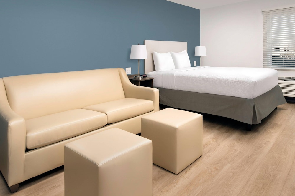 WoodSpring Suites Chicago Tinley Park 28/39