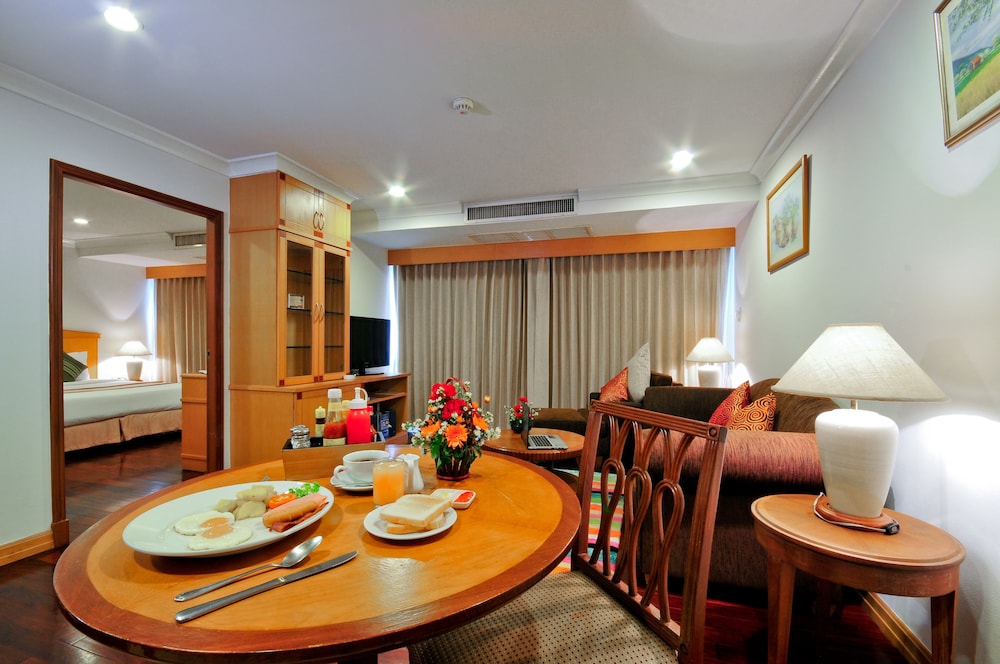 Admiral Suites Bangkok 39/50