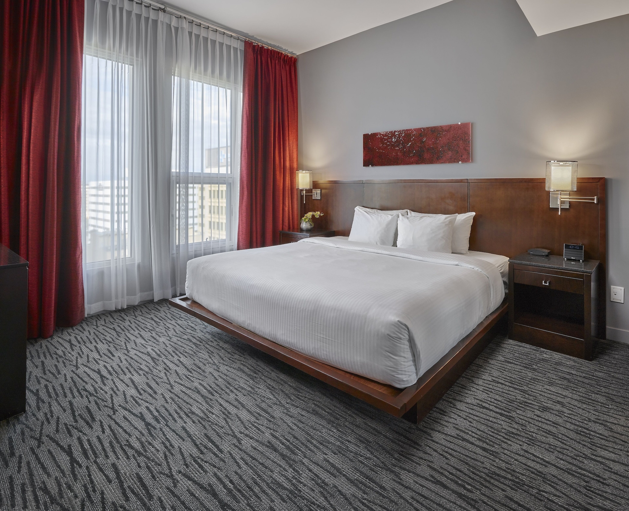 1 BEDROOM, PLATINUM, SUITE