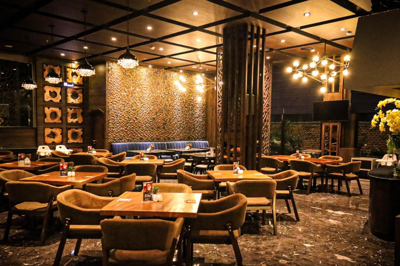 Sotis Hotel Kemang 41/58