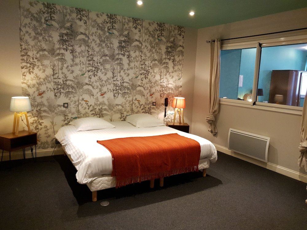 Hotel the Originals Saint Valery Sur Somme La Colonne de Bronze Ex In 31/71