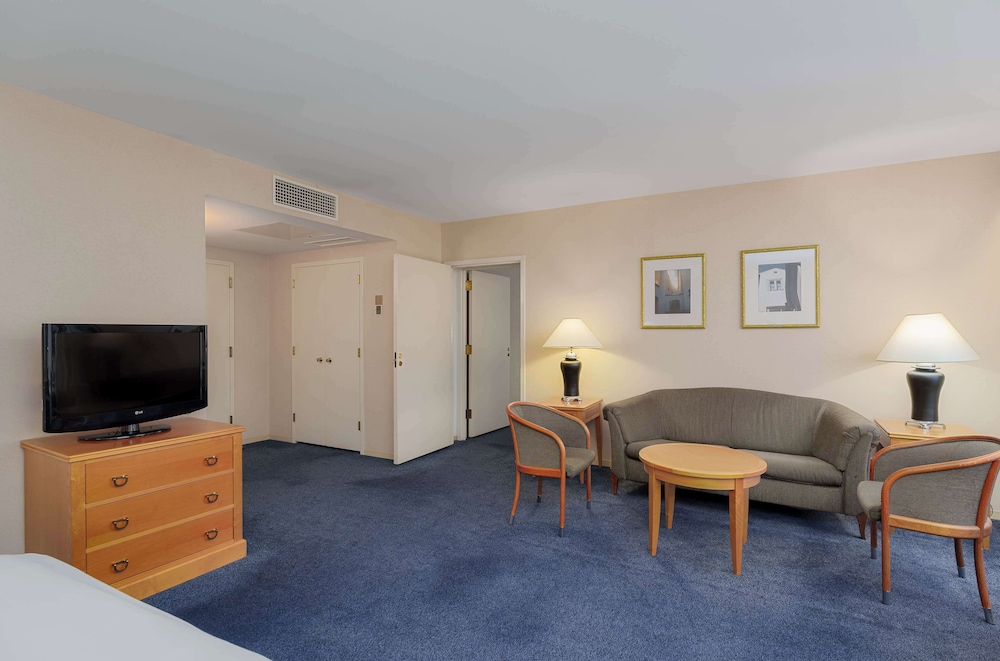 RADISSON BLU DAUGAVA 52/78
