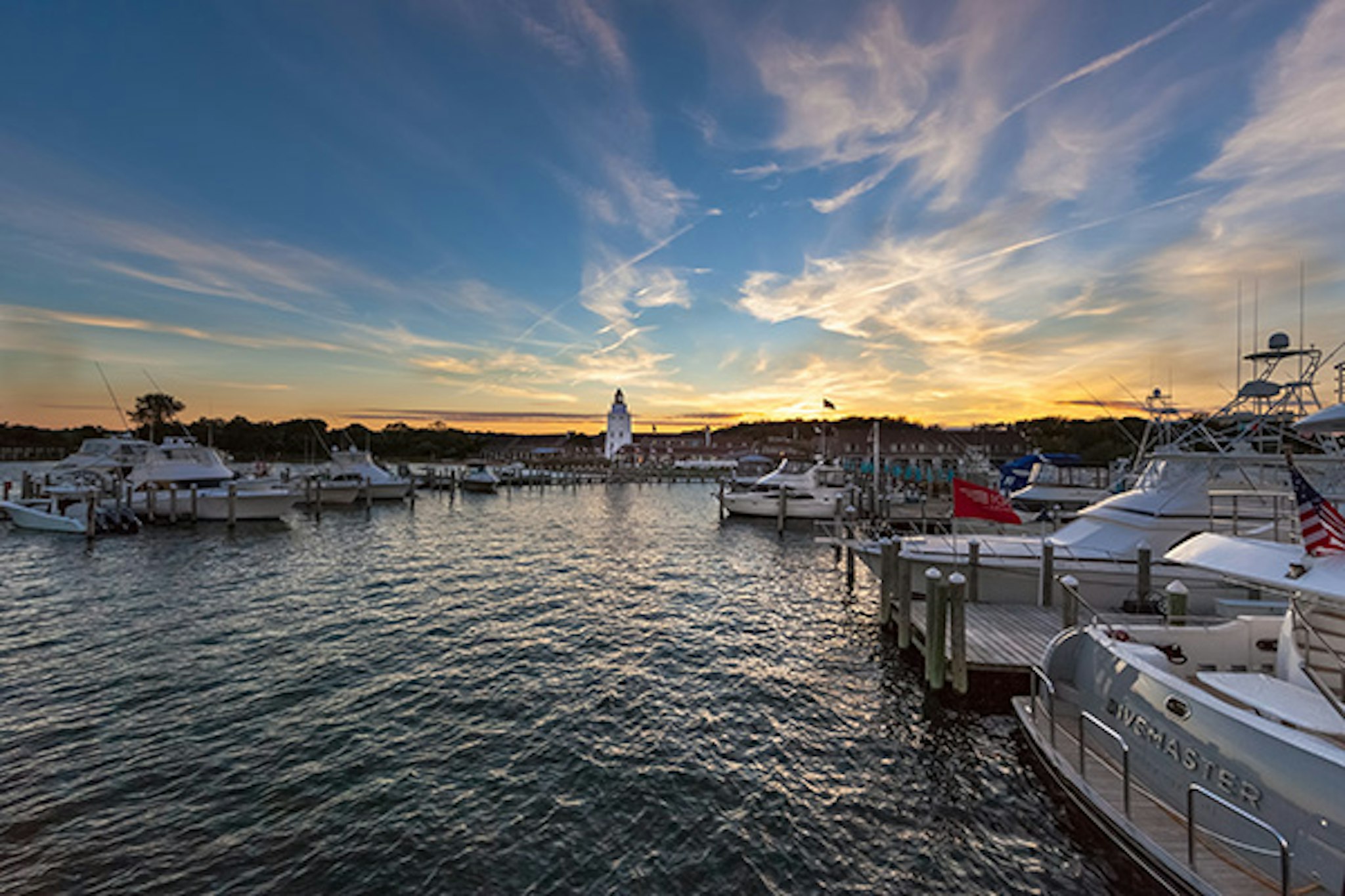 Montauk Yacht Club 54/74