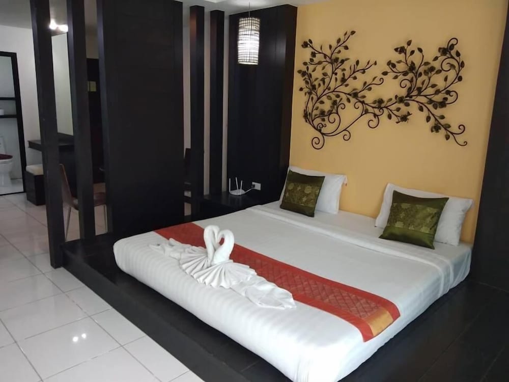AMBER RESIDENCE 10/60