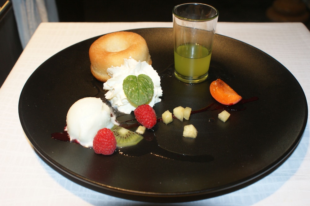 HOTEL BLANC 27/56