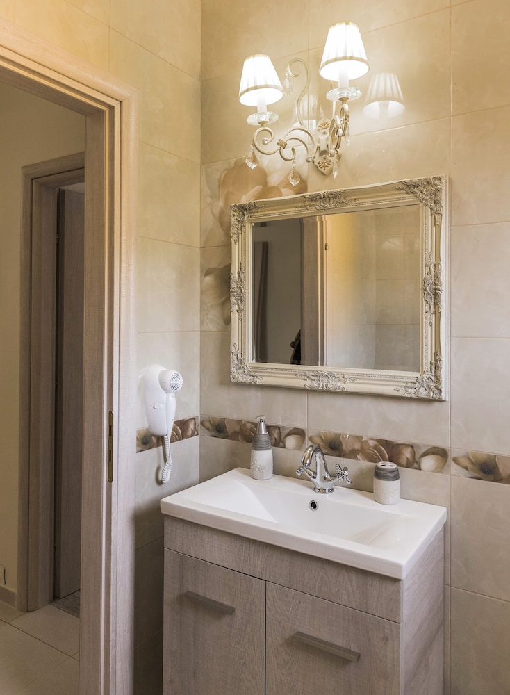 Luxury Retro Villas 51/54