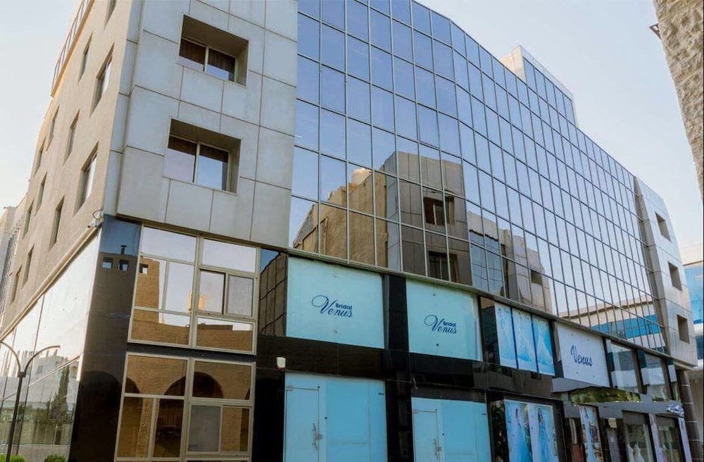 Jewheret Alswefiah Hotel Suites 3/45