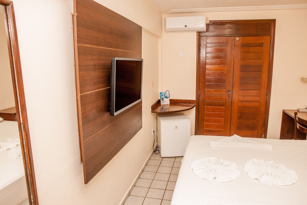 Pizzato Praia Hotel 34/60