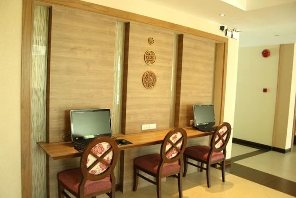 Kitlada Hotel 39/44