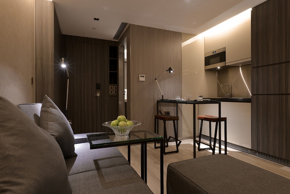 CM+ Hotels and Serviced Apartments 27/44