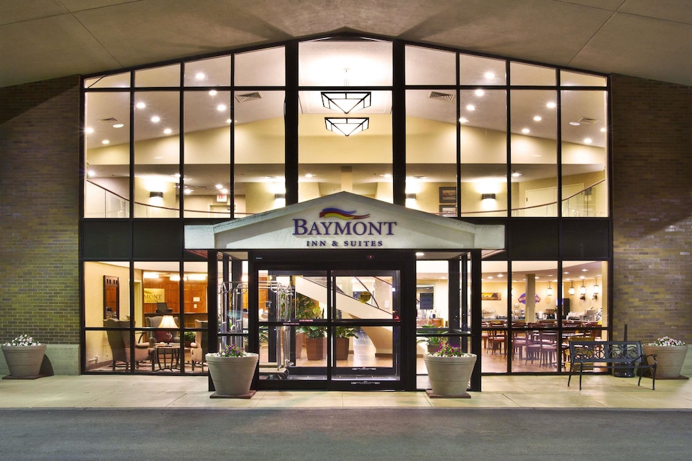 Baymont by Wyndham Knoxville/Cedar Bluff 41/59