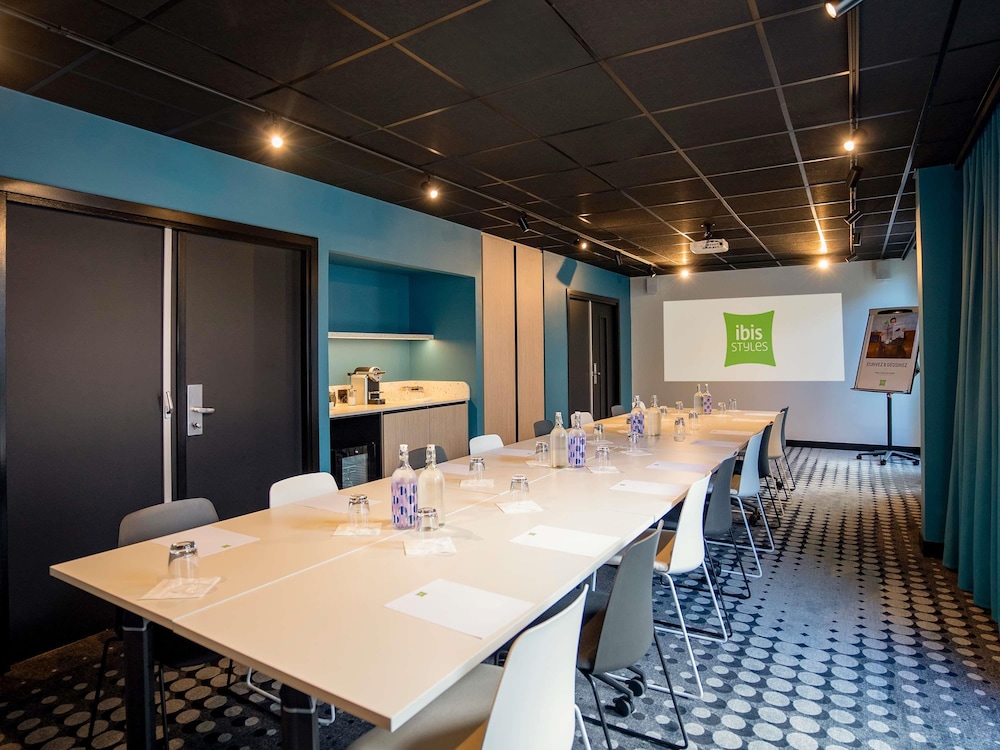 Ibis Styles Strasbourg Nord Palais des Congres 40/50