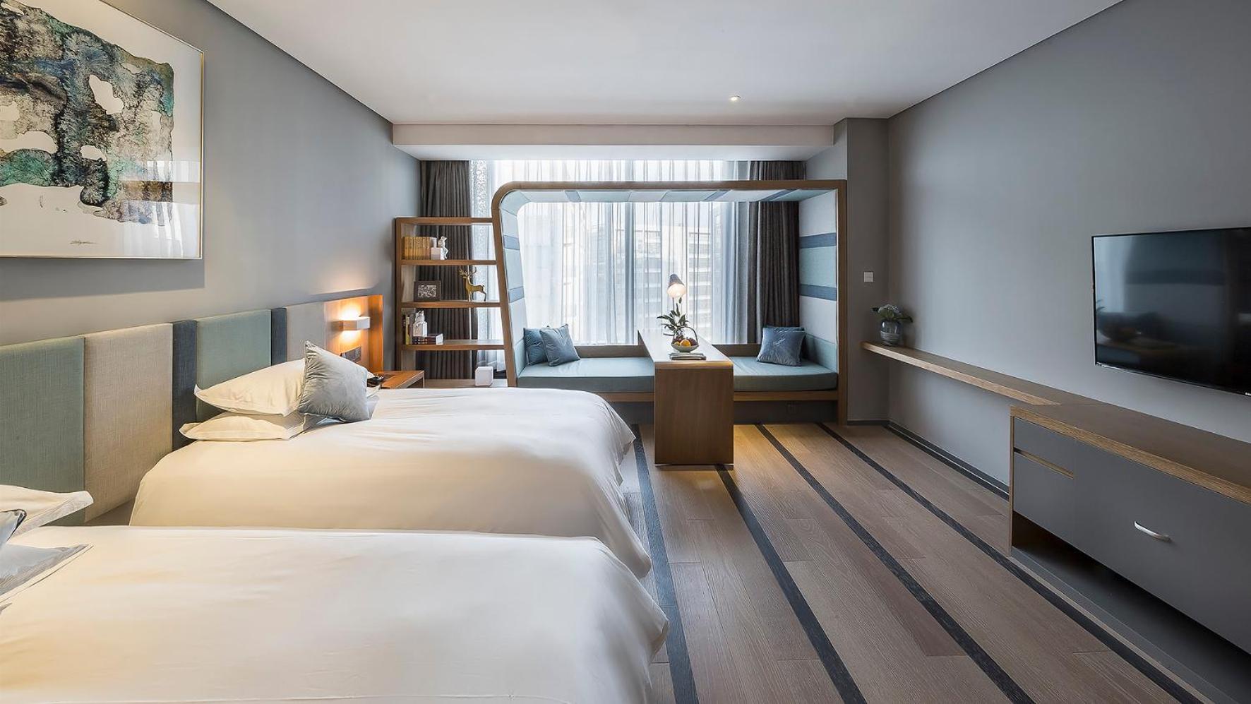 DELUXE TWIN ROOM