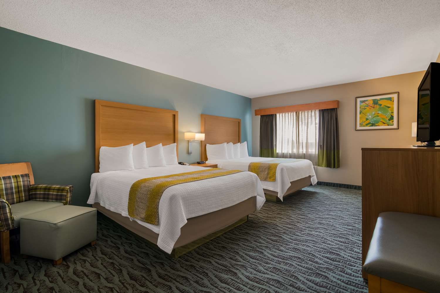 Mini, Suite, 2 Queen Beds, Sofa، Best Western Plus Executive Court Inn & Conference Center 2/3