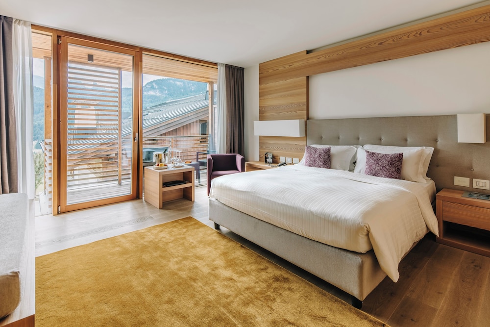 Lajadira Hotel 30/69