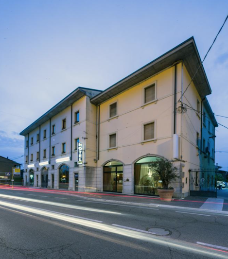 Postumia Hotel 1/20