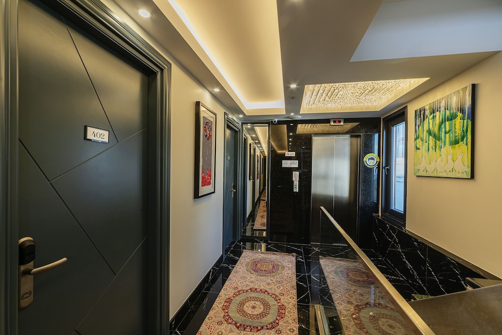 The Magnaura Palace Hotel photo4