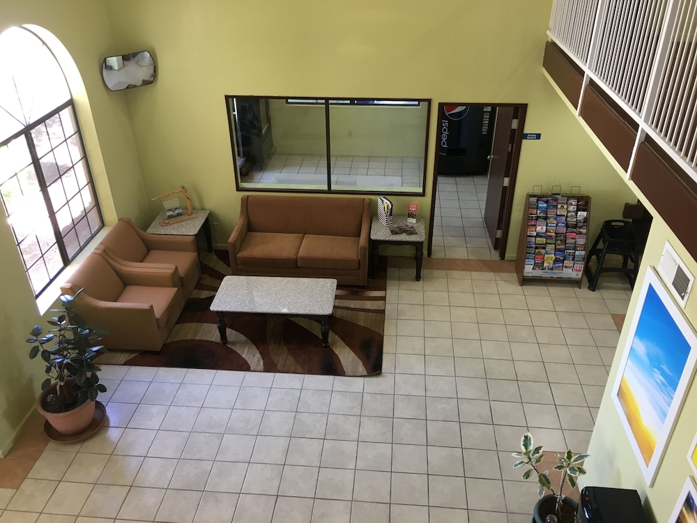 Days Inn By Wyndham Holbrook 33/45