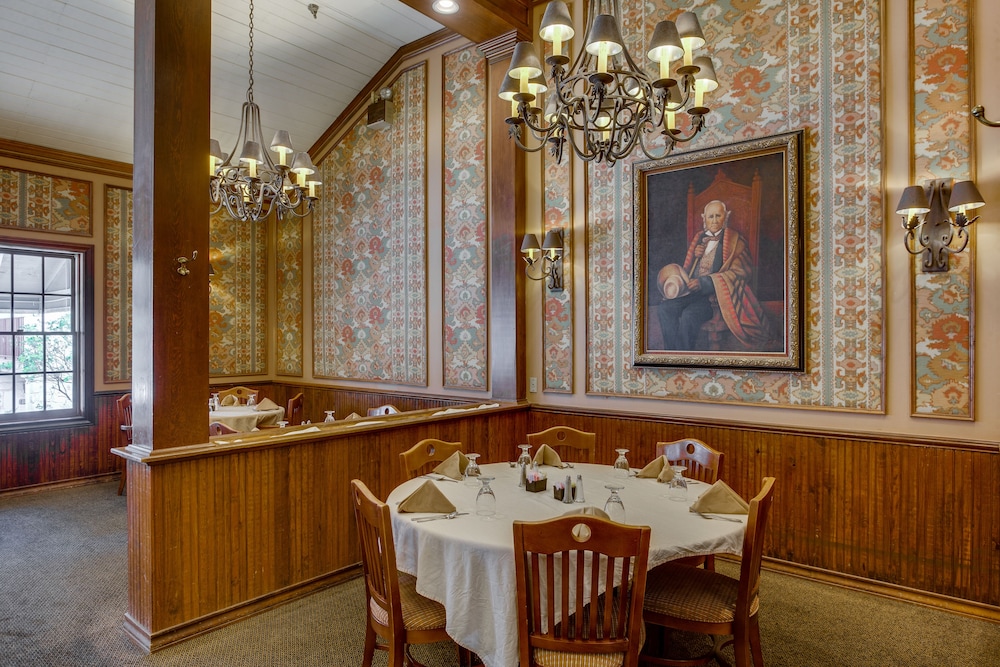 Y O Ranch Resort Hotel 46/55