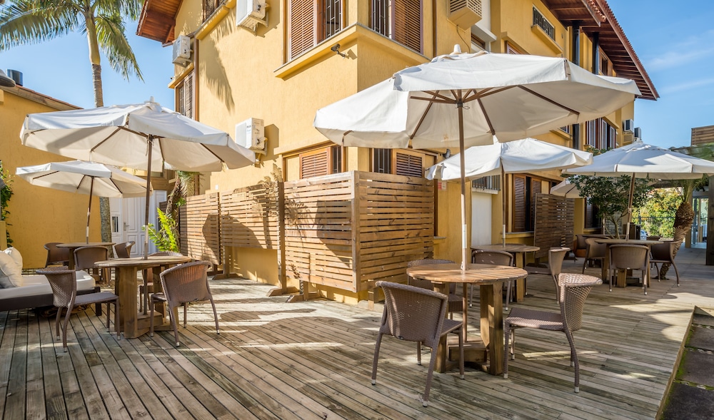 Bossa Jurere Hotel 10/66