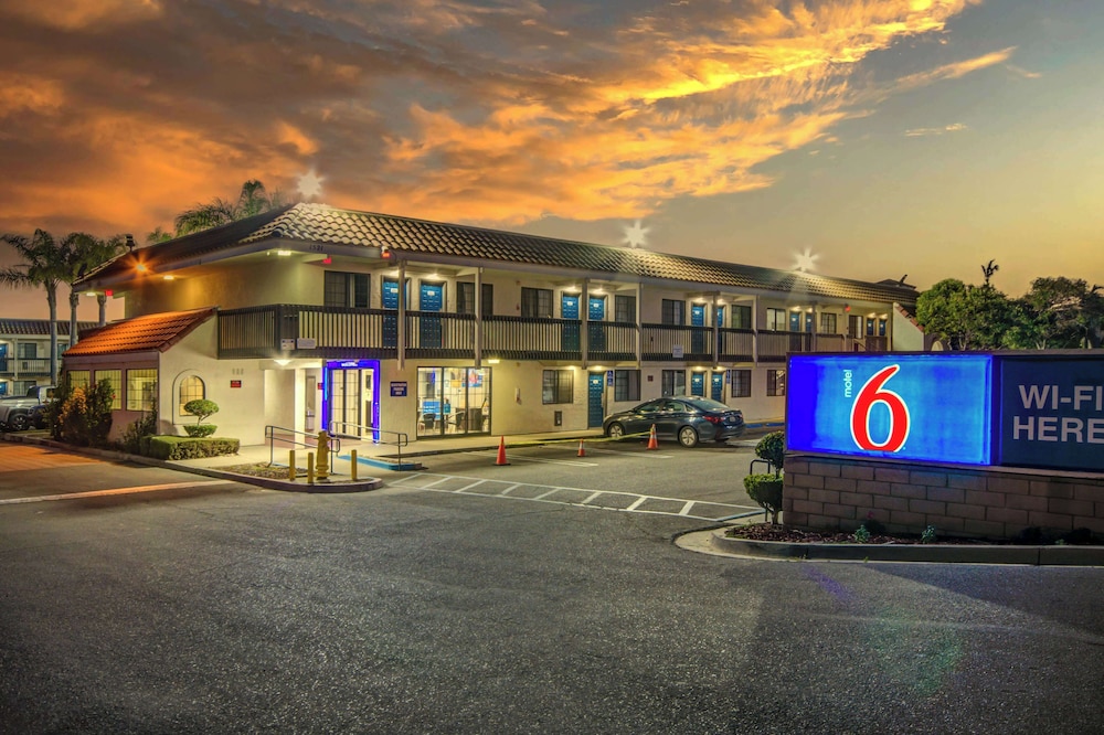 Motel6 Lompoc, CA 35/42