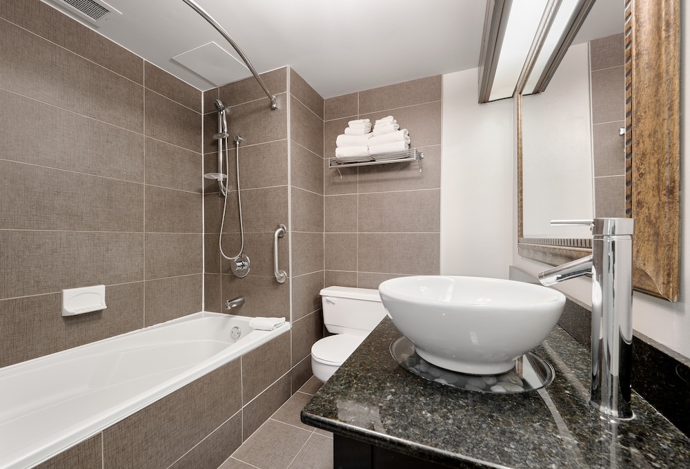 Travelodge by Wyndham Hotel & Convention Centre Quebec City 13/41