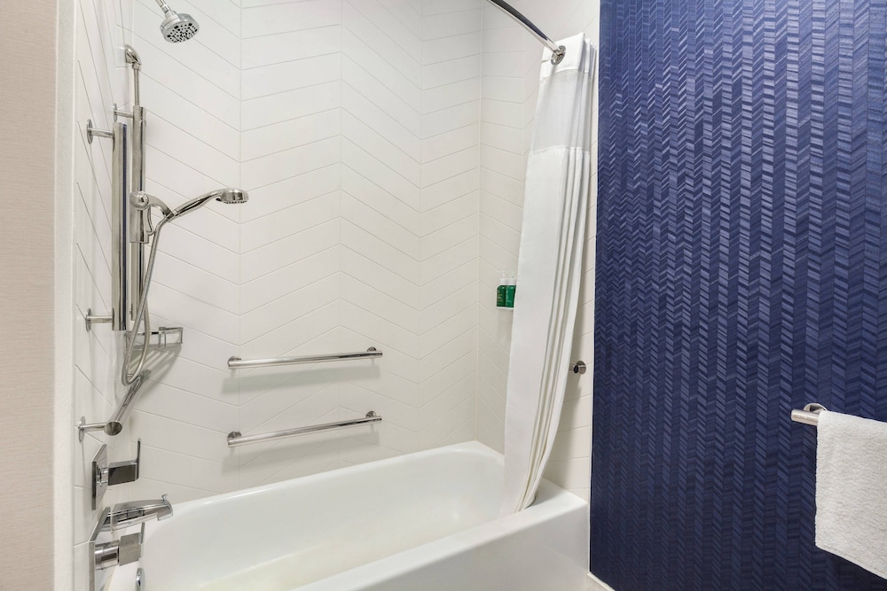 Fairfield Inn By Marriott Vacaville 12/30