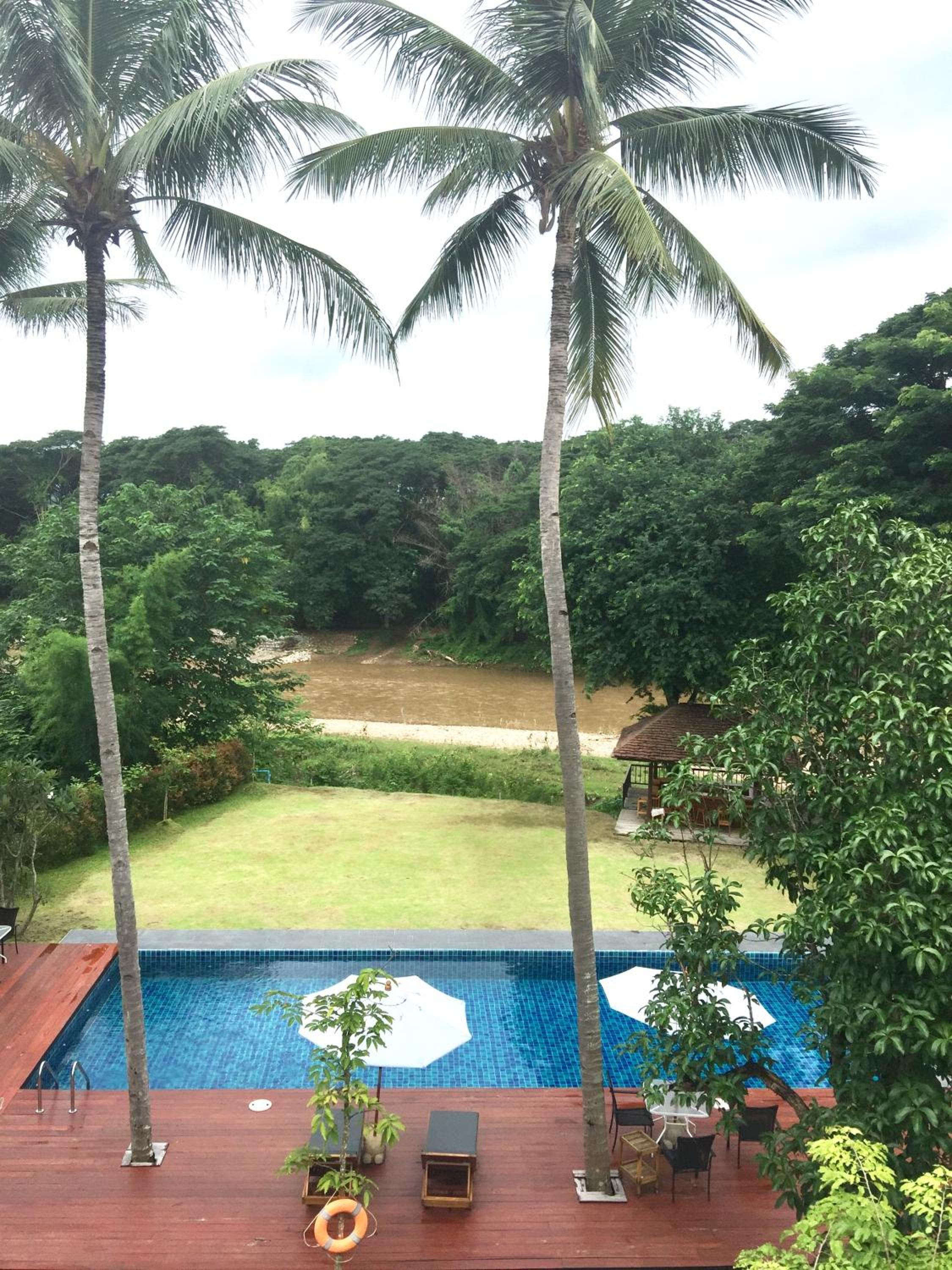 RIVERHOUSE RESORT 70/78