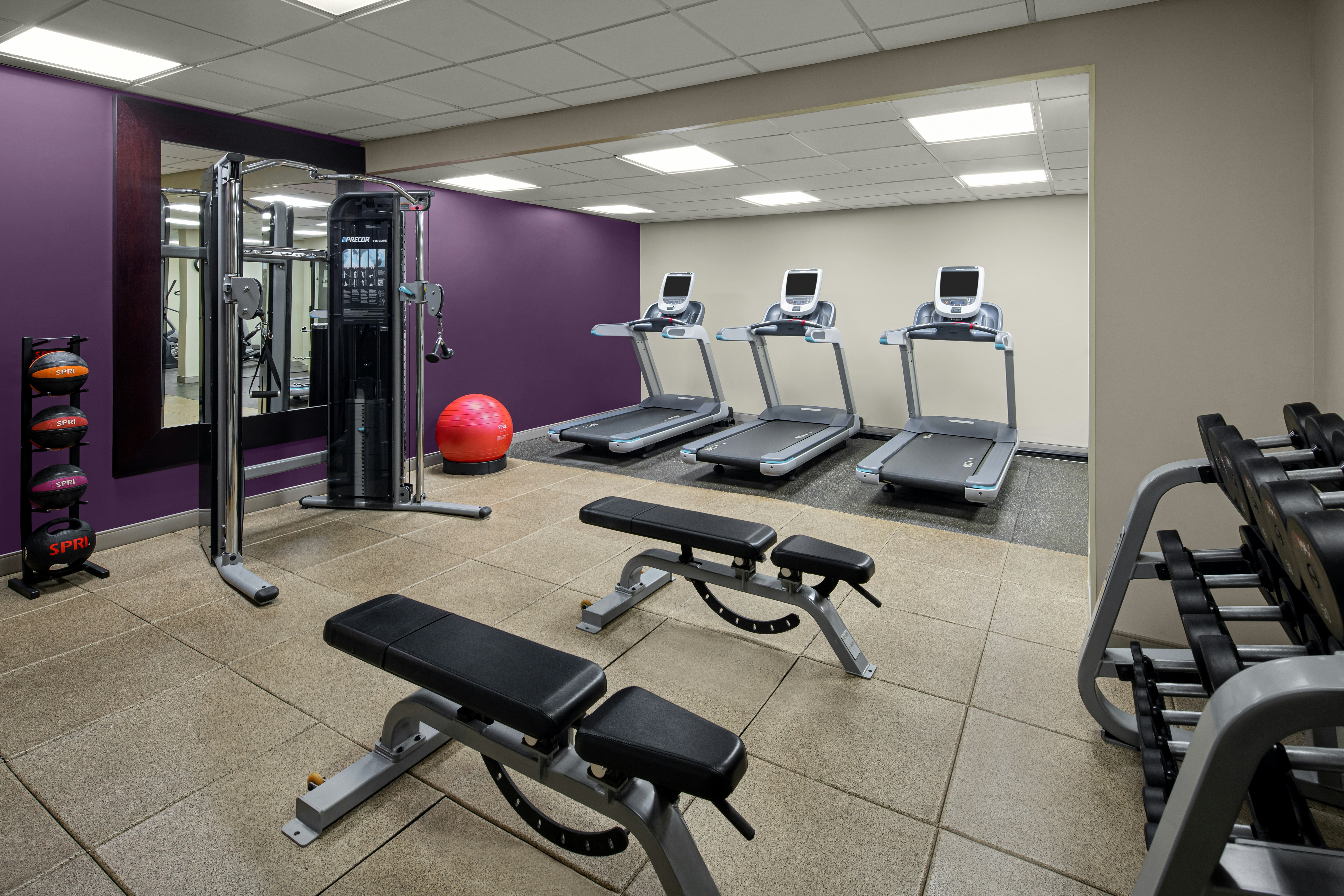 DoubleTree Suites by Hilton Charlotte SouthPark 21/60