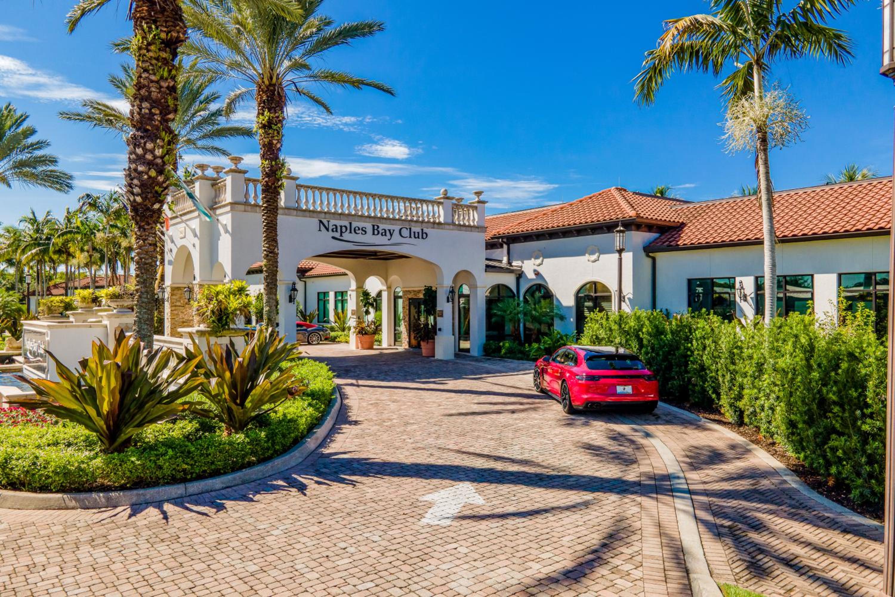 The Cottages at Naples Bay Resort 32/40