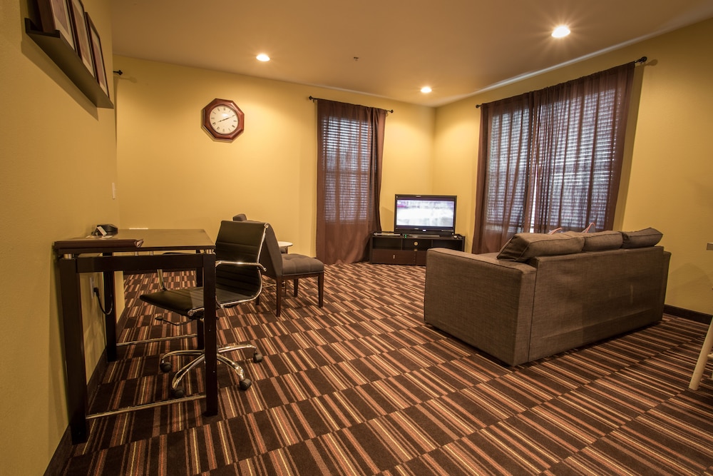 Inn at Wecoma 22/28