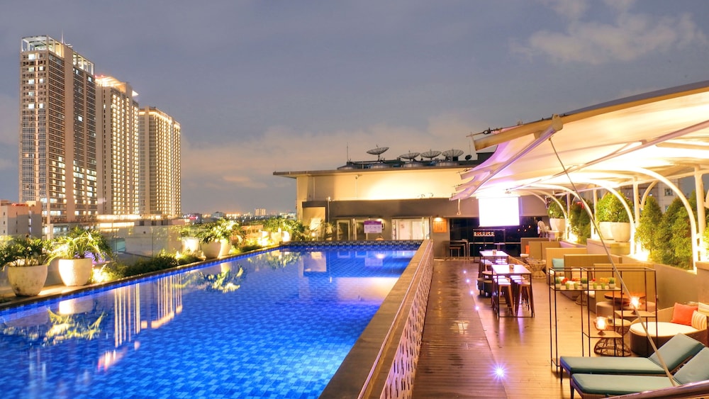 MERCURE JAKARTA CIKINI 47/50