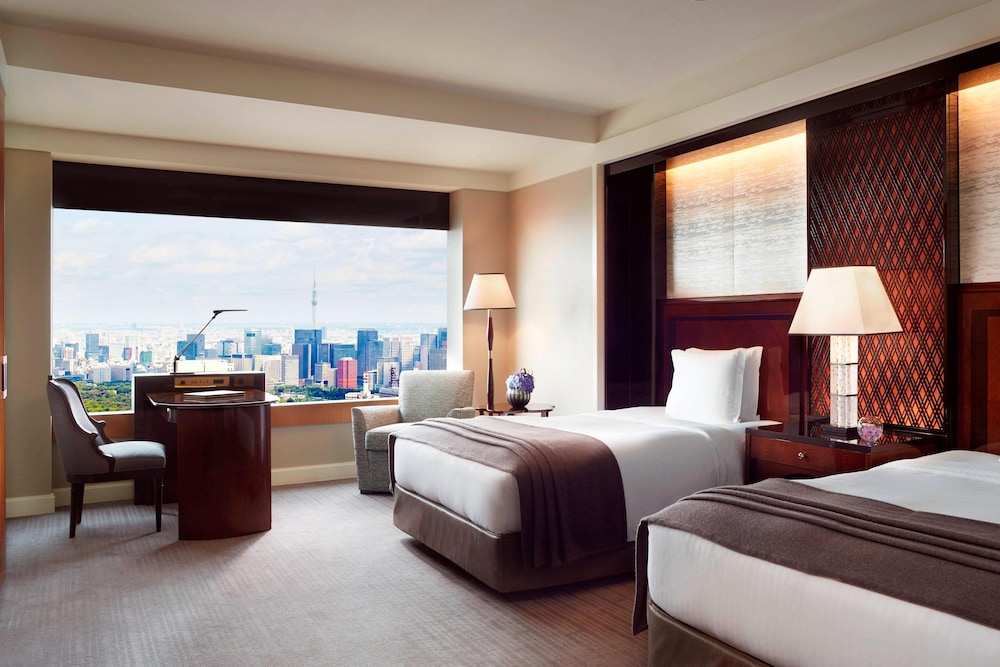 CLUB, DELUXE, 2 QUEEN BEDS