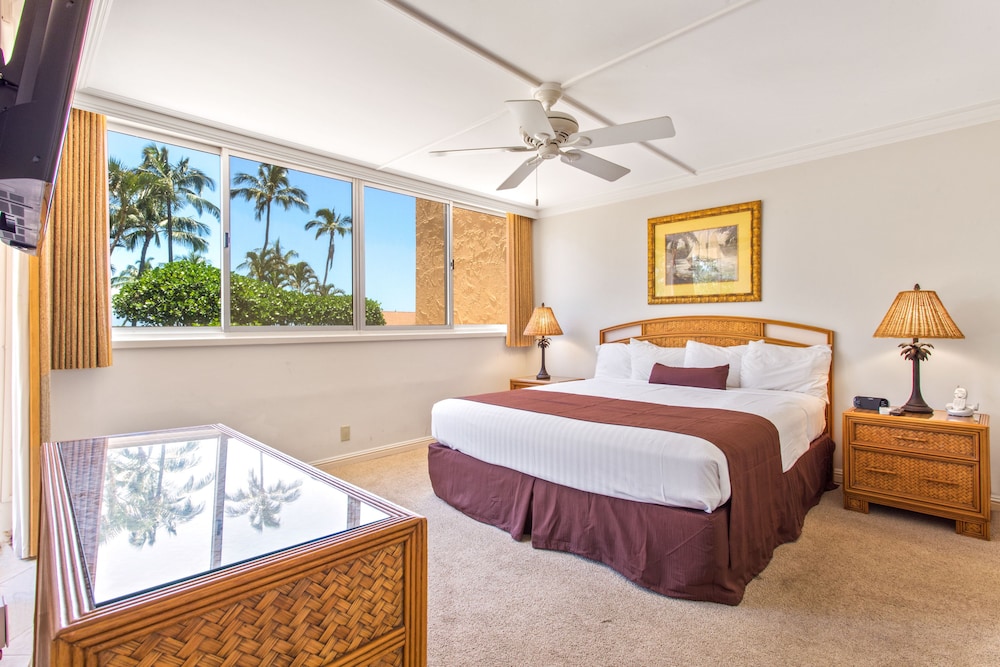 Royal Kahana Maui by OUTRIGGER 33/77