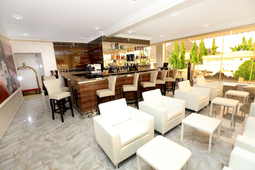Wells Carlton Hotel and Apartment Abuja 37/57