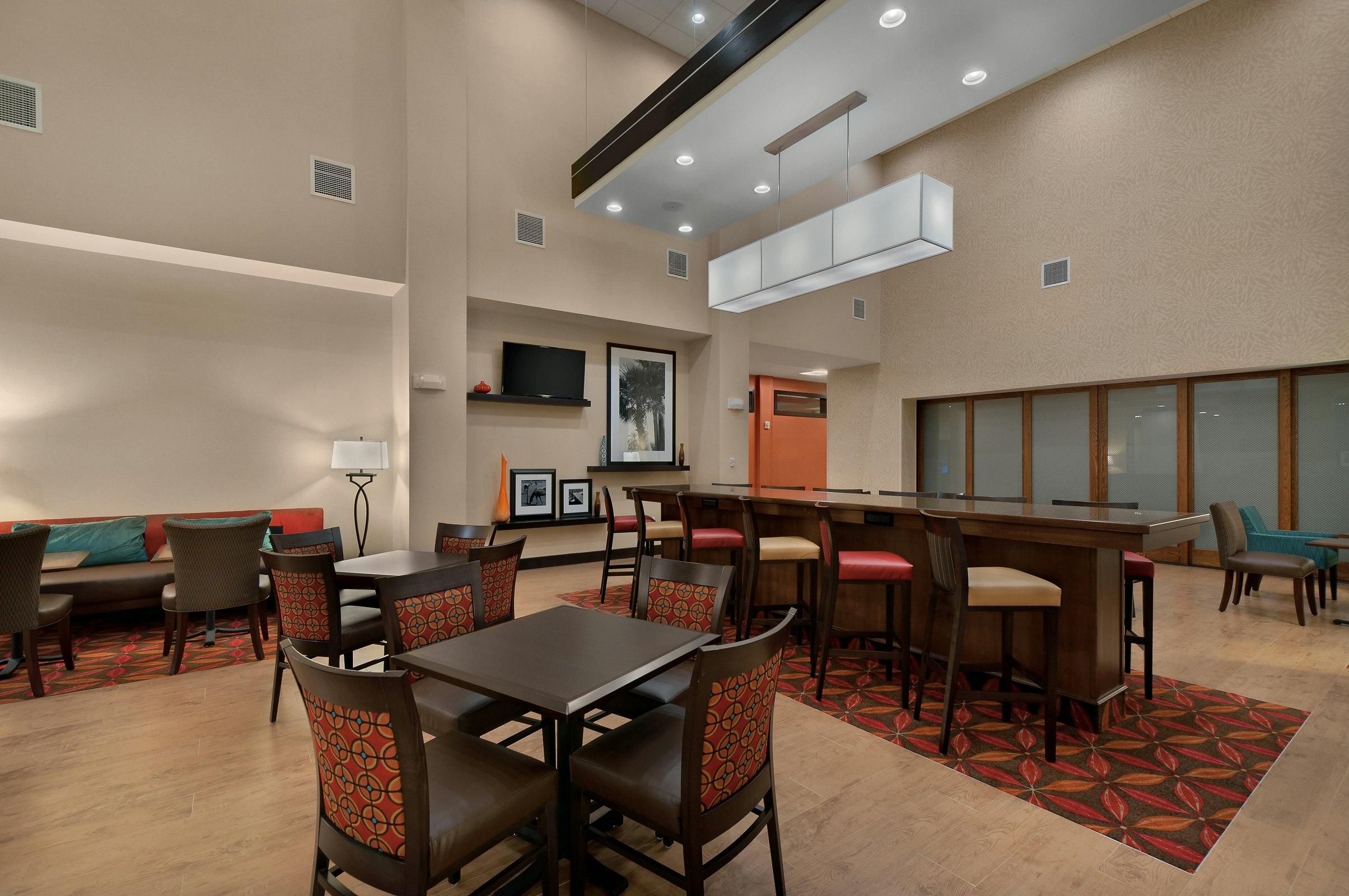 Hampton Inn & Suites Tampa Northwest/Oldsmar 46/64