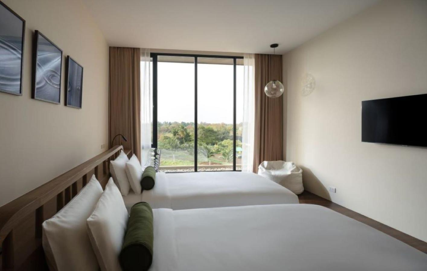 Neera Retreat Hotel 12/50