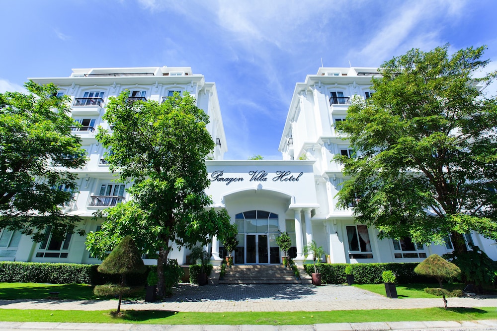 Paragon Villa Hotel 48/51