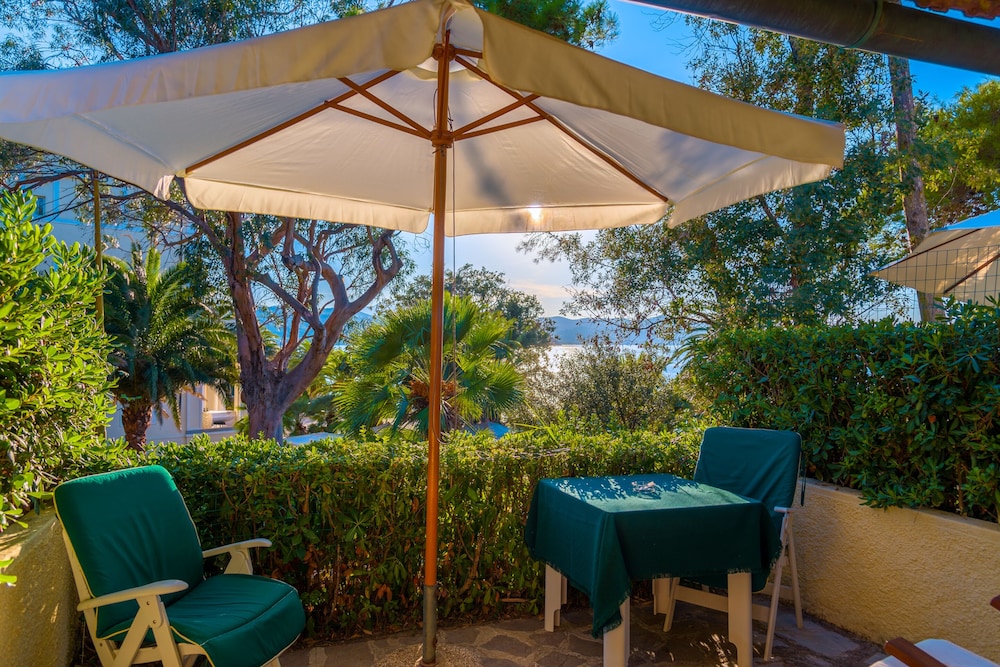 Hotel Villa Ottone 35/50